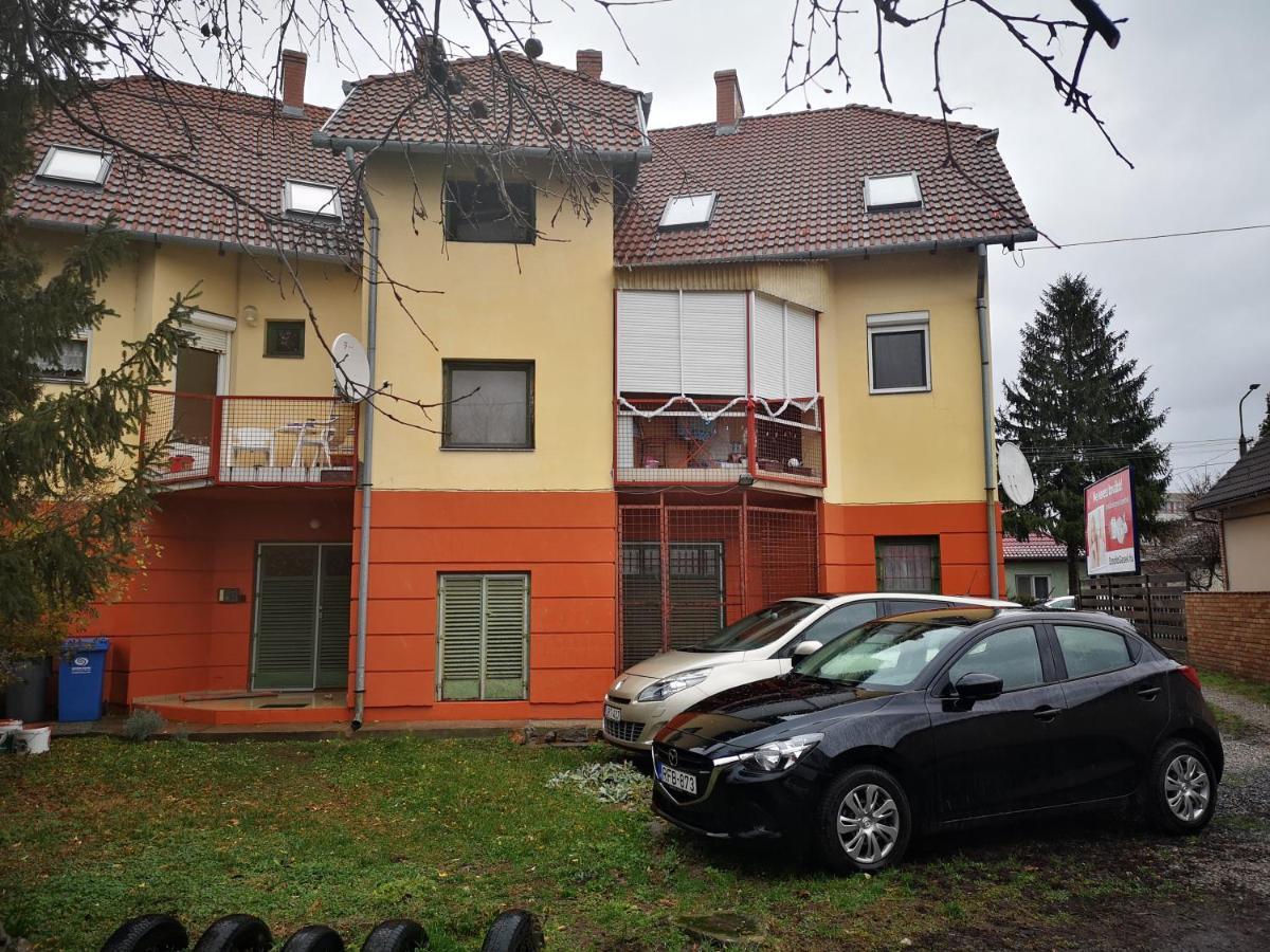 Berik Apartman Pecs Exterior photo
